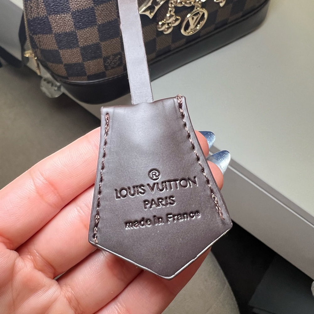 Brown Checkered Handbag (READ DESCRIPTION) - Picture 3 of 8